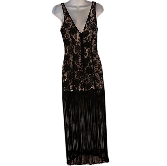 Ark & Co. Fringe Bottom Deep V Lace Evening Gown - Picture 5 of 7